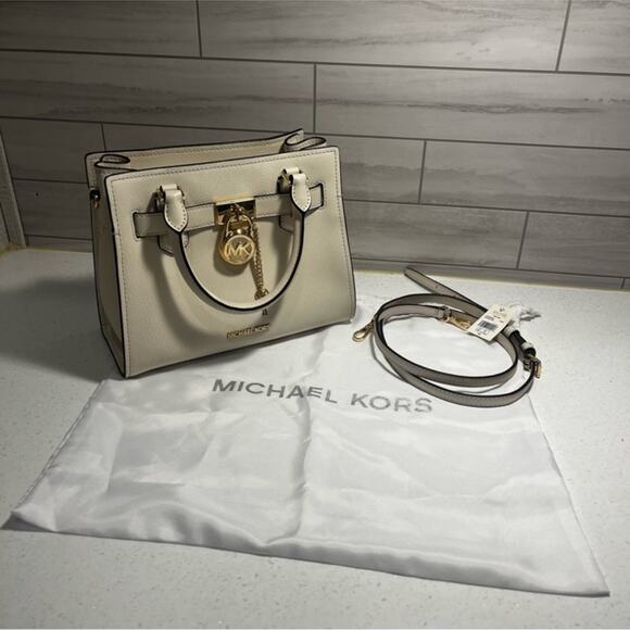 Michael Kors - Picture 1 of 12